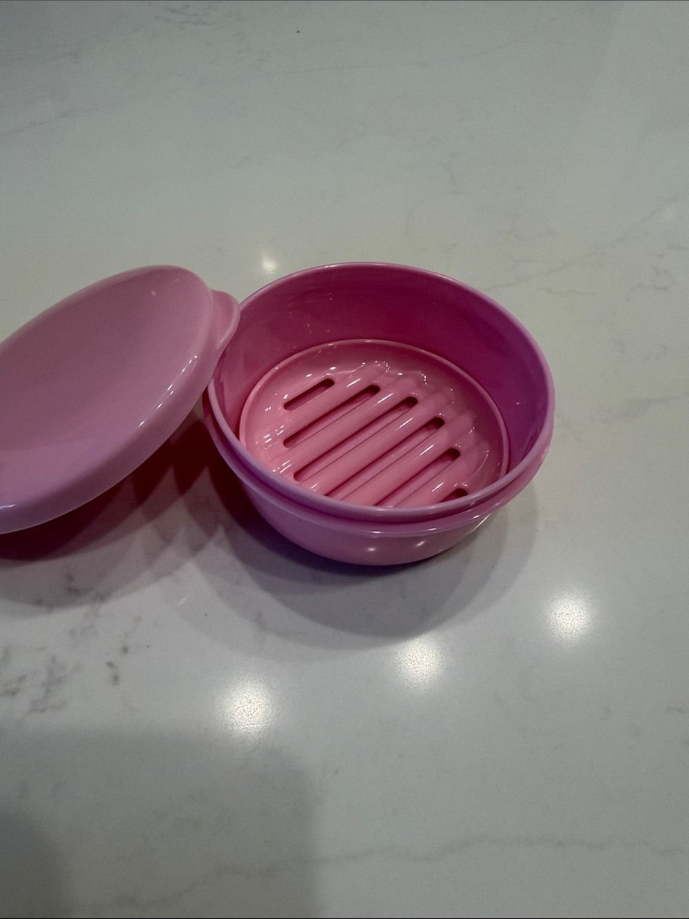 Portable Pink Soap Keeper with Ventilated Drain Tray